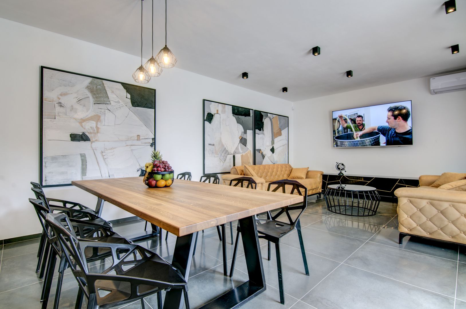 Living & kitchen — Villa Lina