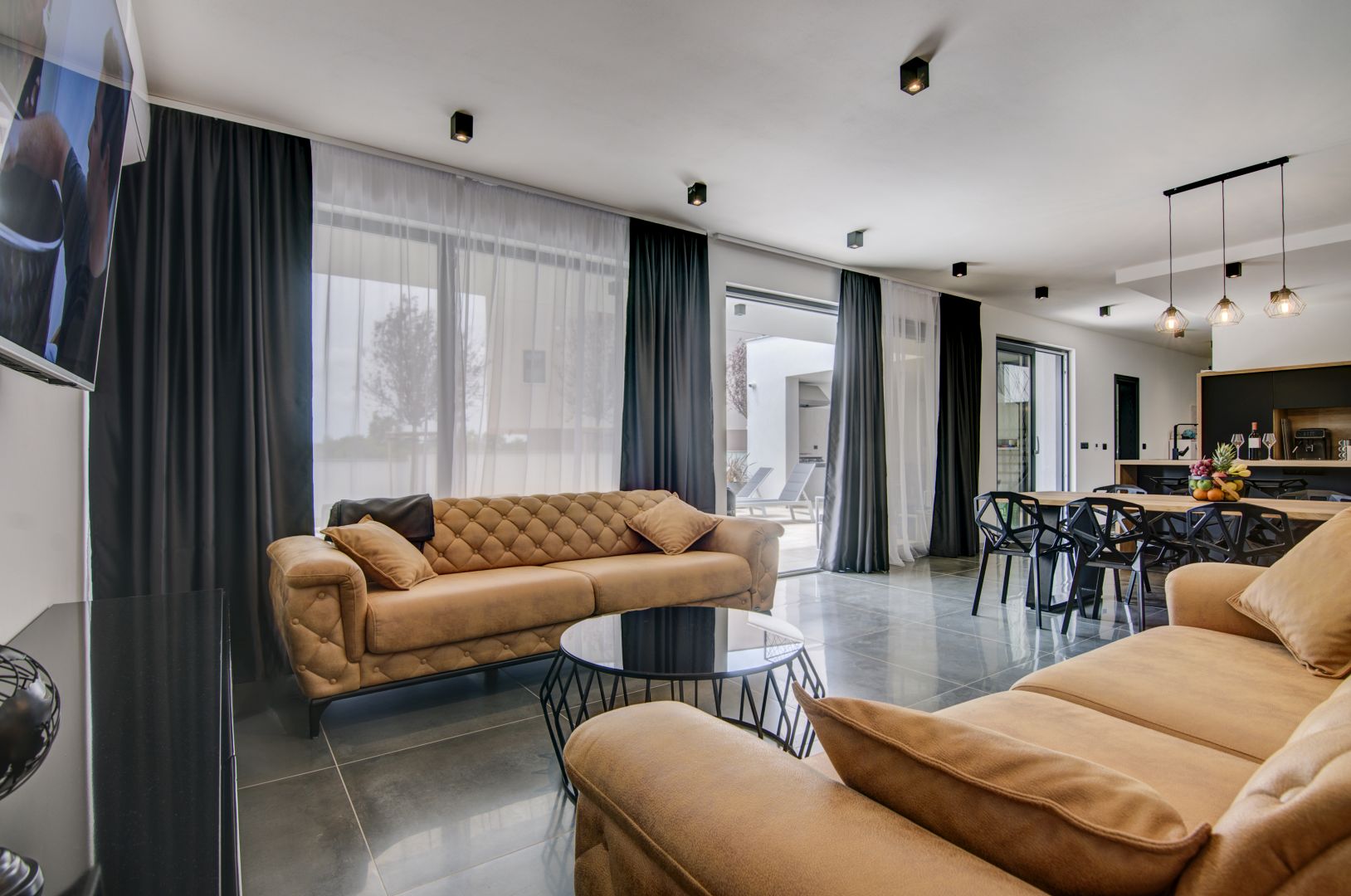 Living & kitchen — Villa Lina