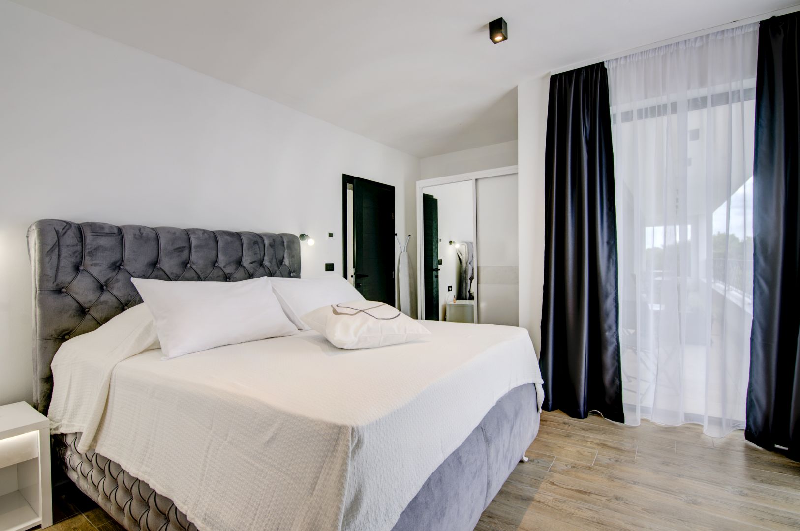 Bedrooms — Villa Lina