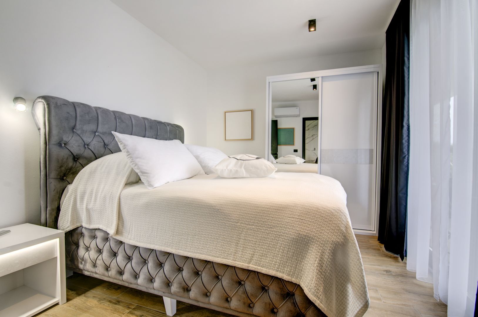 Bedrooms — Villa Lina